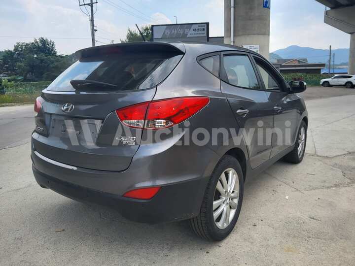 Hyundai Tucson 2011 — 5