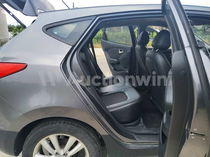 Hyundai Tucson 2011 — 55