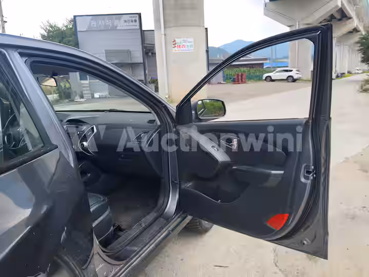 Hyundai Tucson 2011 — 56