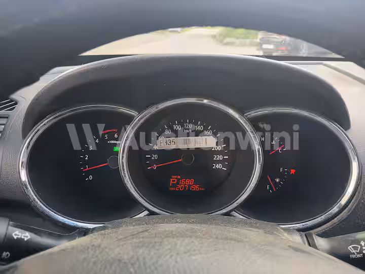 Kia Sorento 2011 — 36