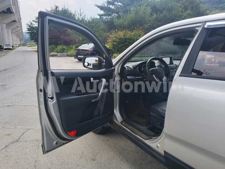 Kia Sorento 2011 — 47