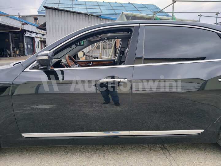 Hyundai Equus 2010 — 13