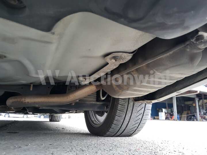 Hyundai Equus 2010 — 25