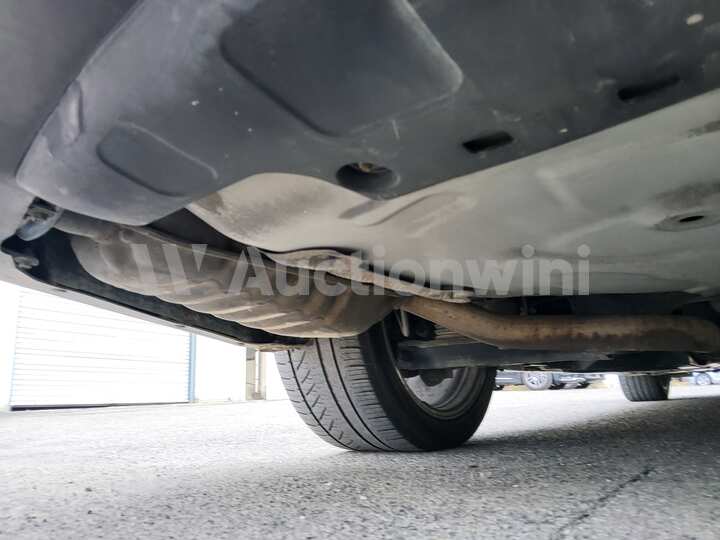 Hyundai Equus 2010 — 26