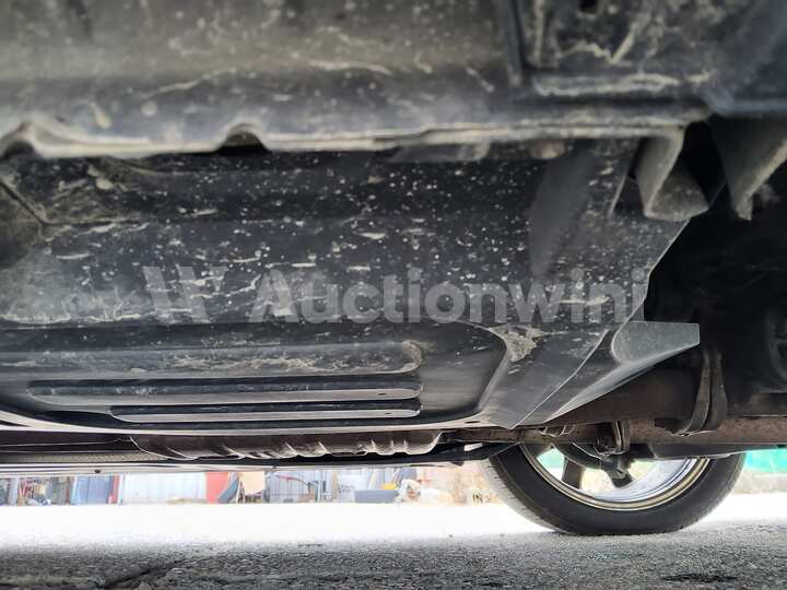 Hyundai Equus 2010 — 28