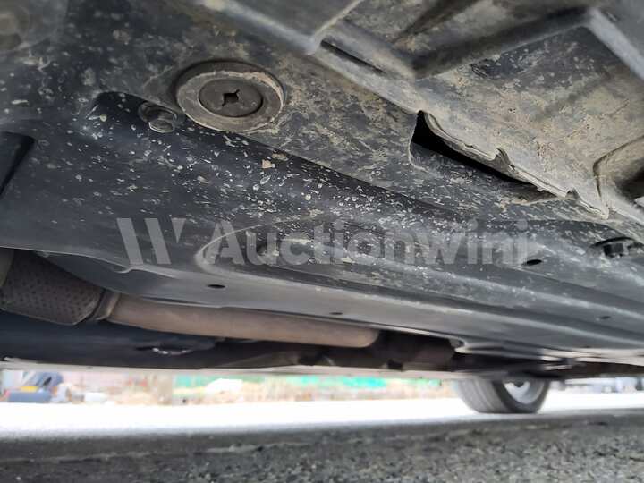 Hyundai Equus 2010 — 29