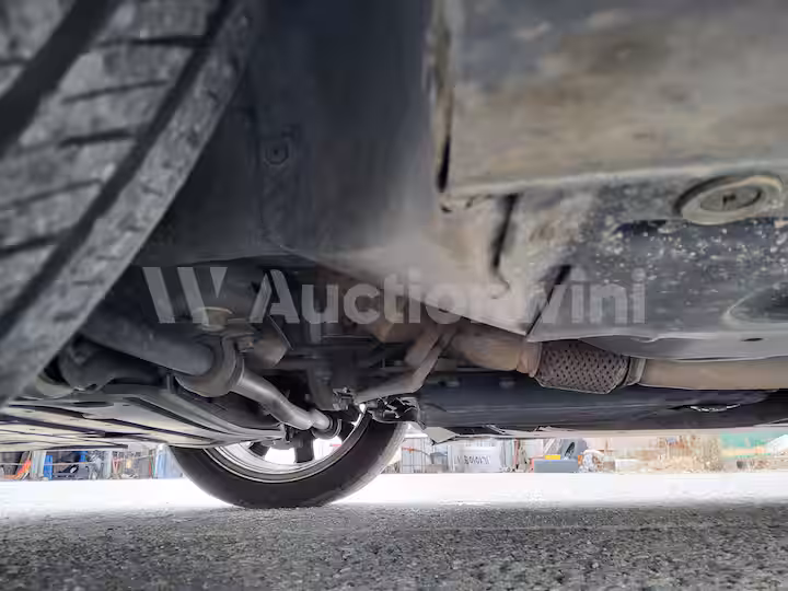 Hyundai Equus 2010 — 30