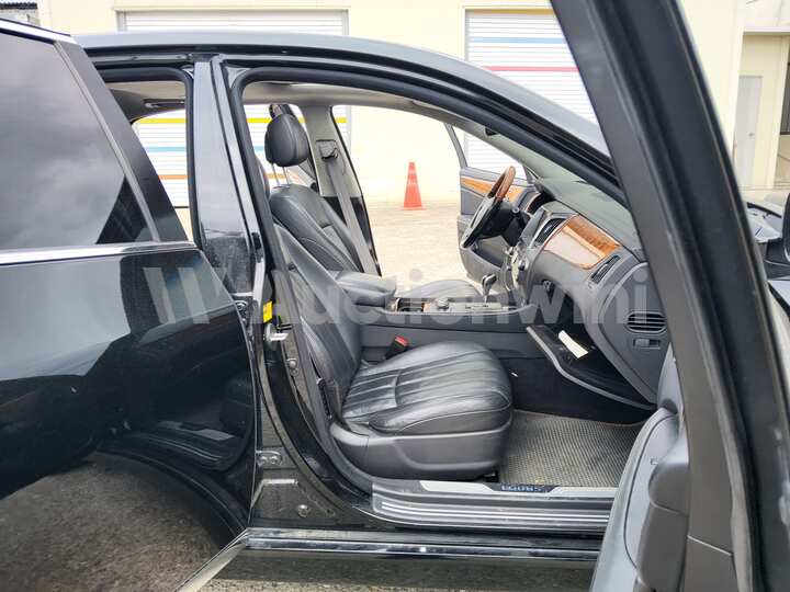 Hyundai Equus 2010 — 62