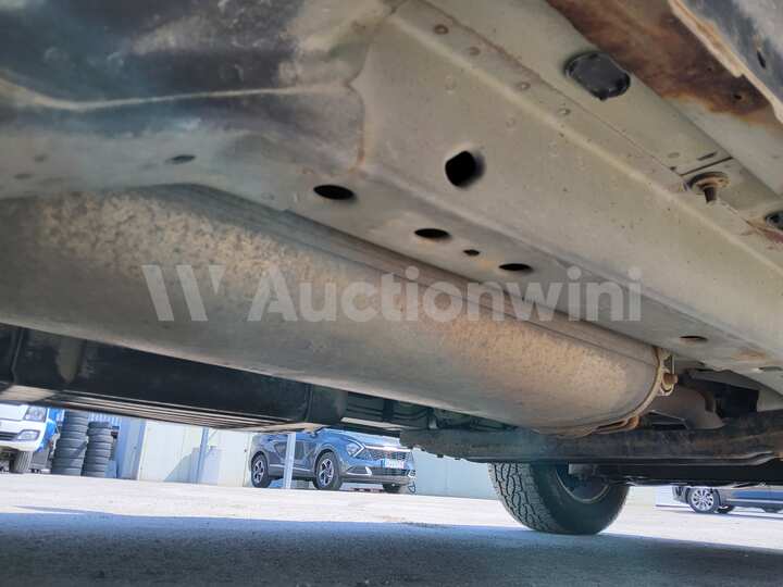 Jeep Cherokee 2006 — 23