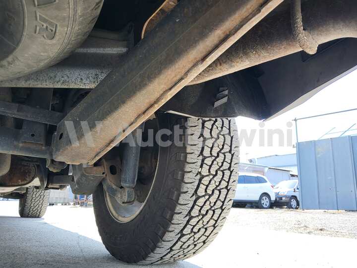 Jeep Cherokee 2006 — 26