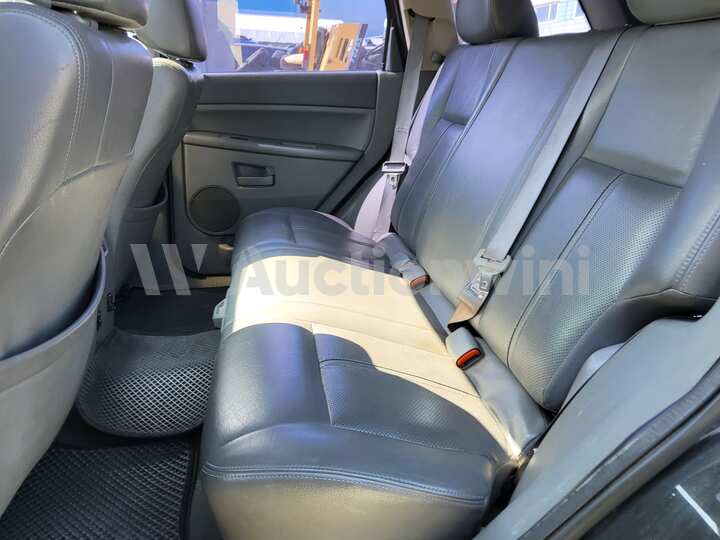 Jeep Cherokee 2006 — 52