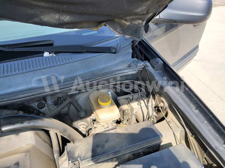 Jeep Cherokee 2006 — 64