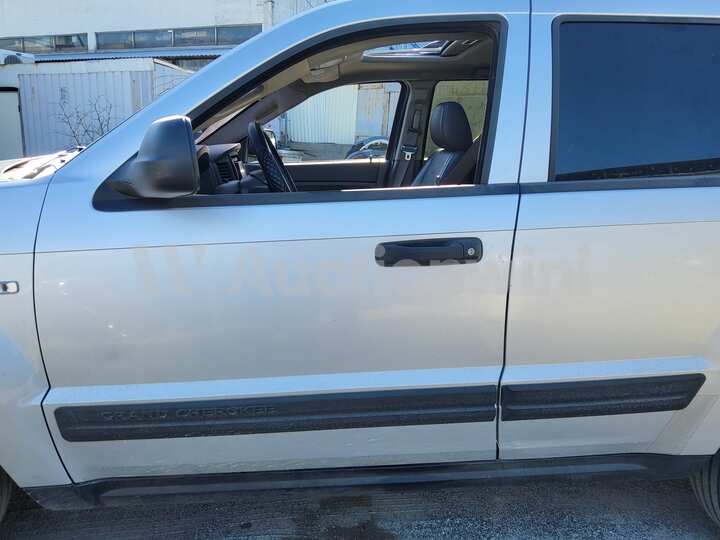 Jeep Cherokee 2006 — 14