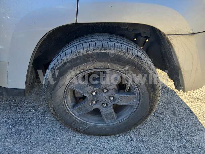 Jeep Cherokee 2006 — 15