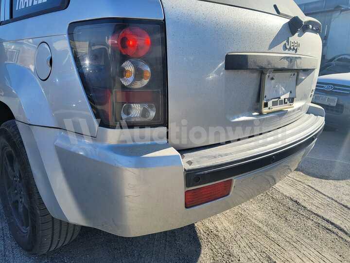 Jeep Cherokee 2006 — 16