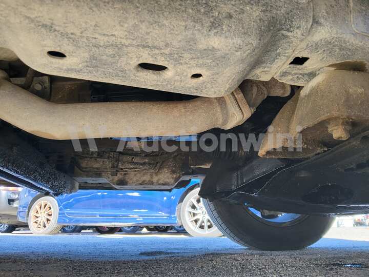 Jeep Cherokee 2006 — 21