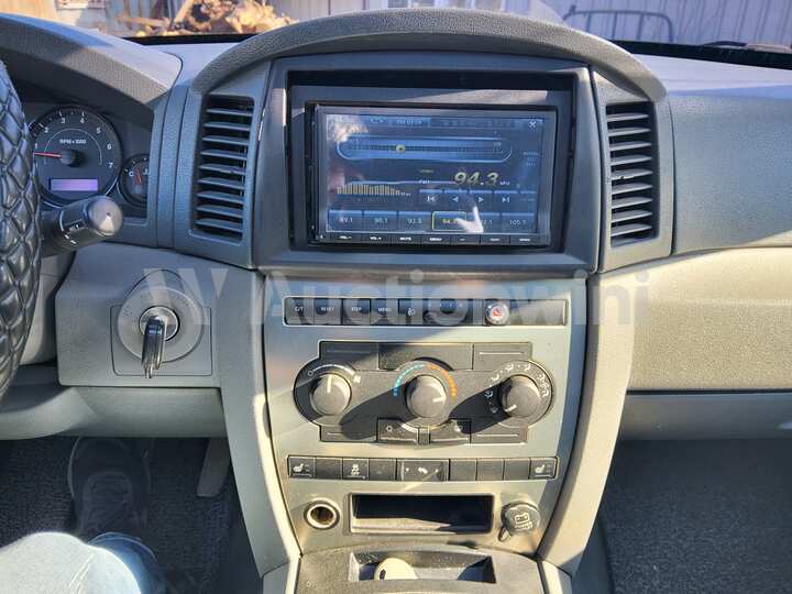 Jeep Cherokee 2006 — 40