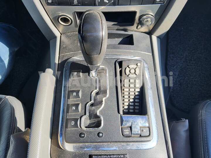 Jeep Cherokee 2006 — 42