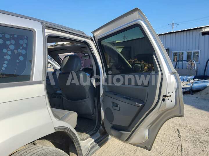 Jeep Cherokee 2006 — 58
