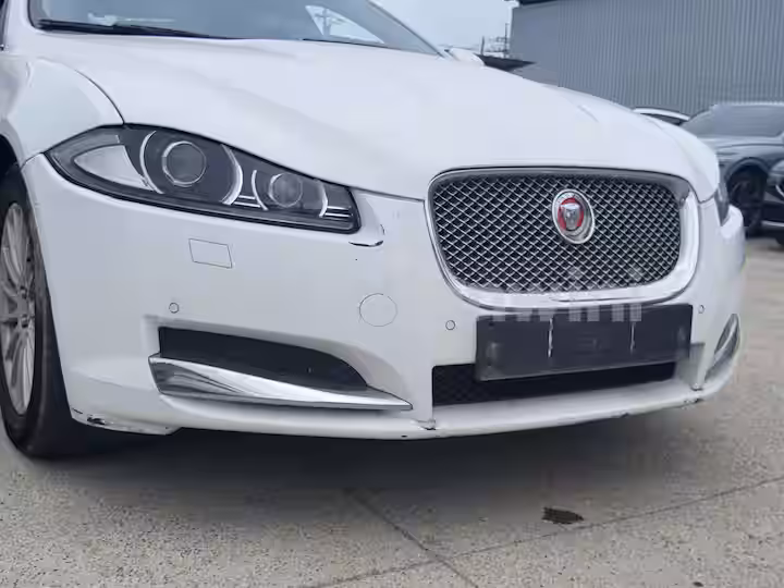 Jaguar XF 2014 — 11