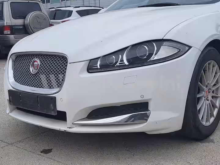 Jaguar XF 2014 — 12