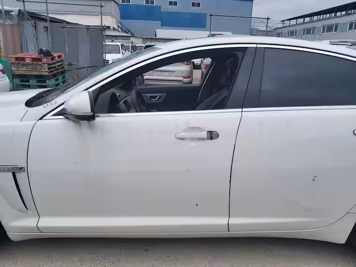 Jaguar XF 2014 — 14