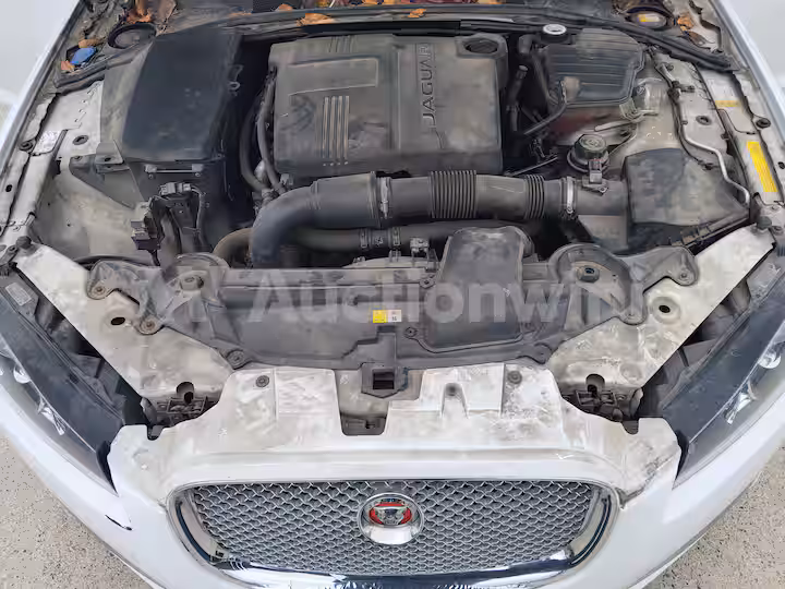 Jaguar XF 2014 — 61