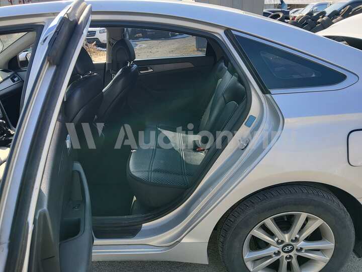 Hyundai Sonata 2016 — 49