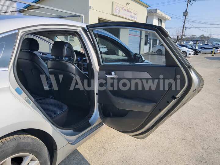 Hyundai Sonata 2016 — 59