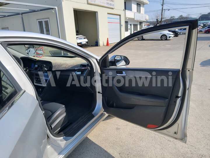 Hyundai Sonata 2016 — 61