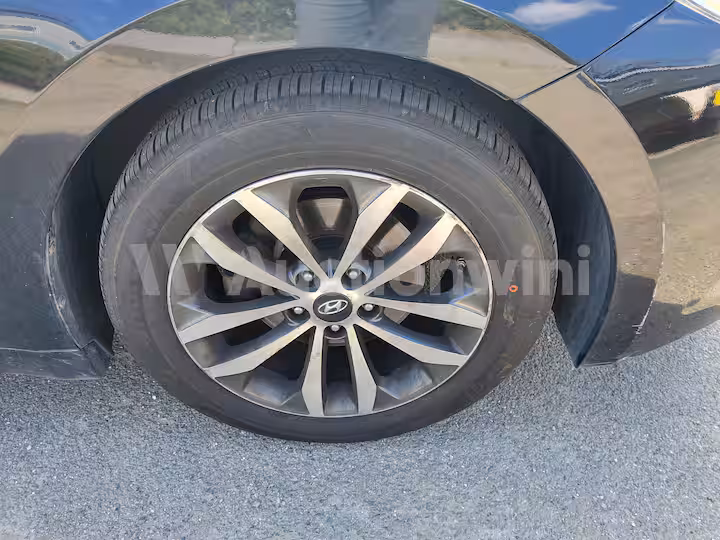 Hyundai Grandeur 2012 — 19