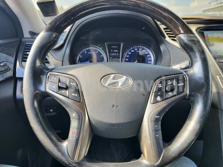 Hyundai Grandeur 2012 — 34