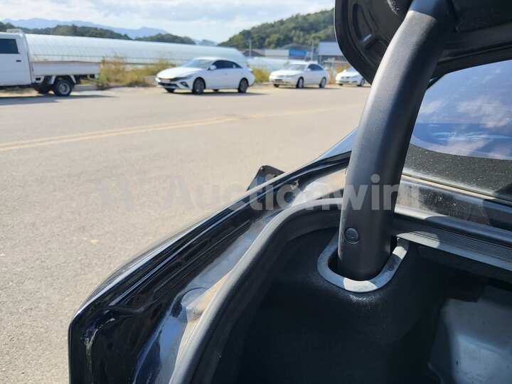 Hyundai Grandeur 2012 — 51