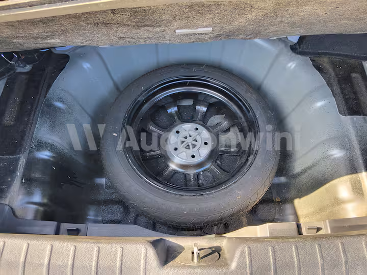Hyundai Grandeur 2012 — 53