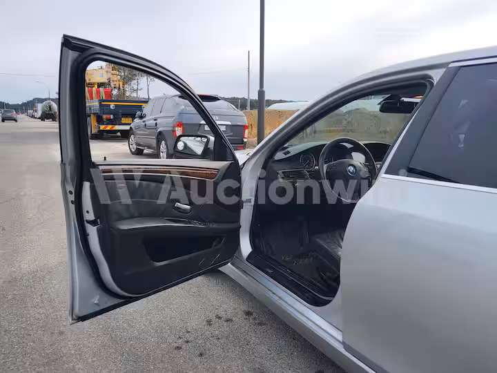 BMW 5 Series 2008 — 49