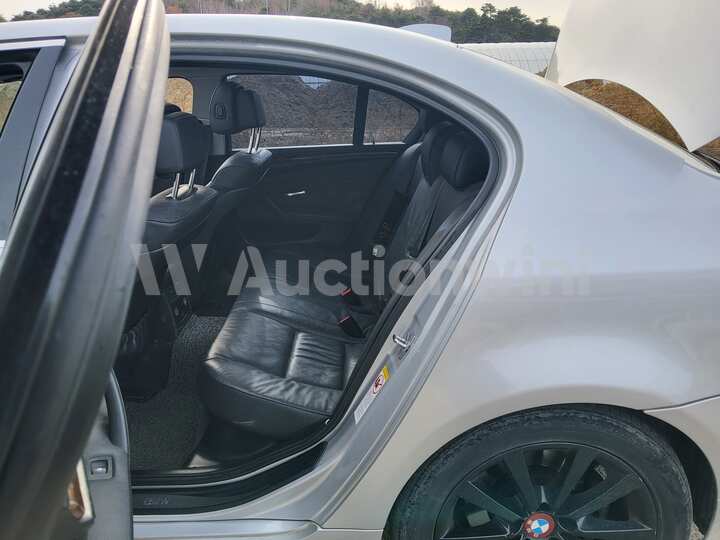 BMW 5 Series 2008 — 52