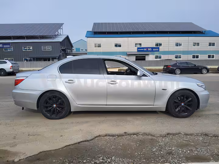 BMW 5 Series 2008 — 7