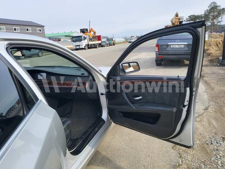 BMW 5 Series 2008 — 61