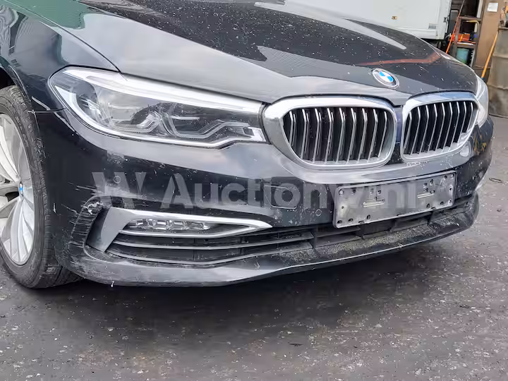 BMW 5 Series 2018 — 11