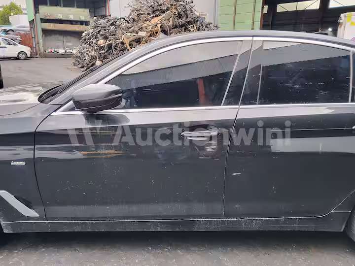 BMW 5 Series 2018 — 14