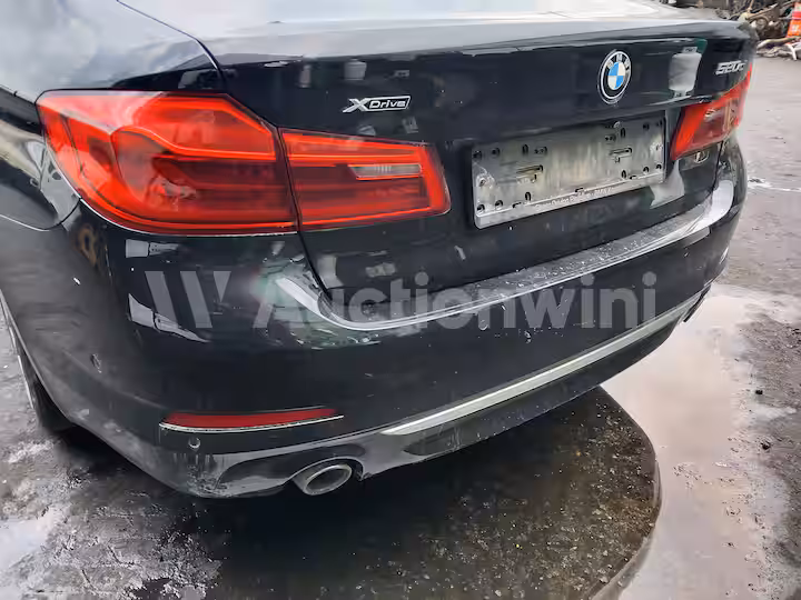 BMW 5 Series 2018 — 16