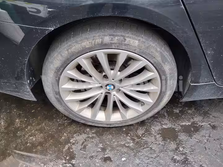 BMW 5 Series 2018 — 18