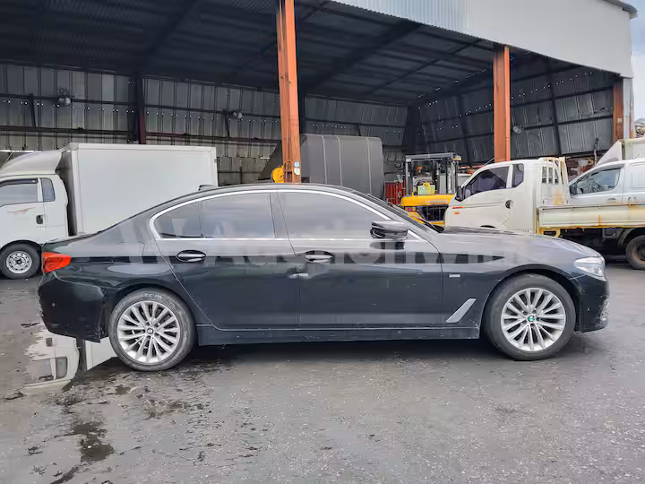 BMW 5 Series 2018 — 7