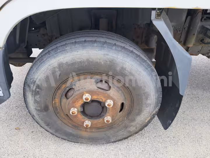 Hyundai Mighty 2013 — 12