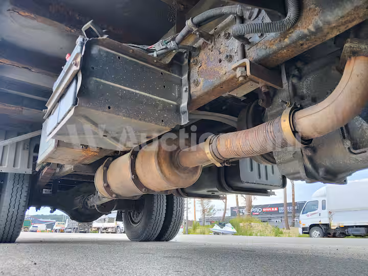 Hyundai Mighty 2013 — 24