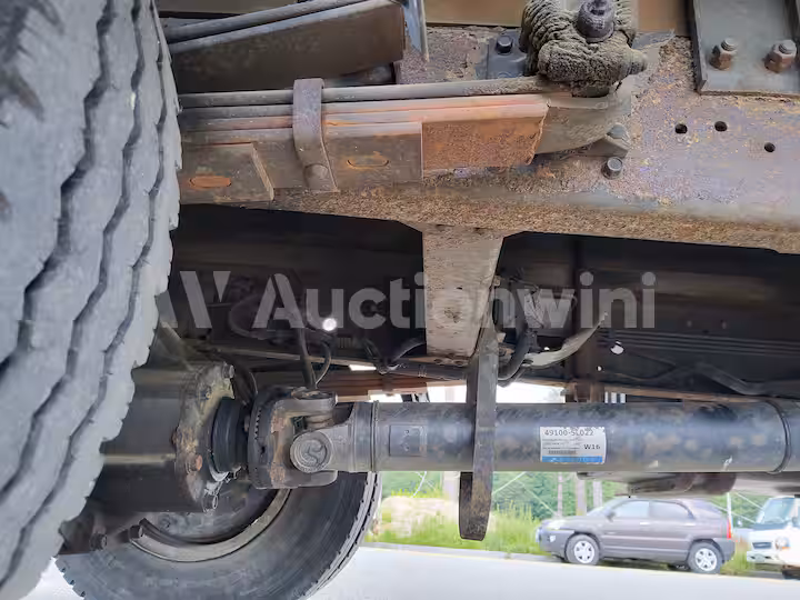 Hyundai Mighty 2013 — 27