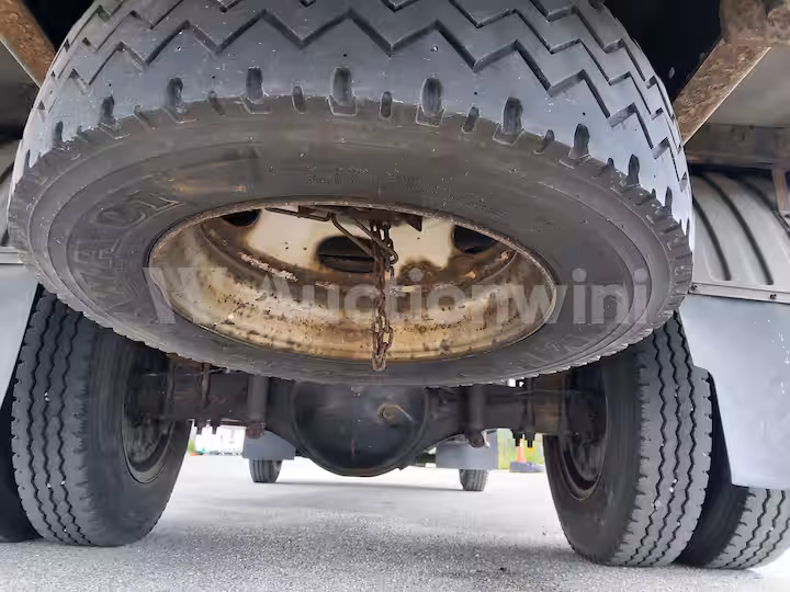 Hyundai Mighty 2013 — 29