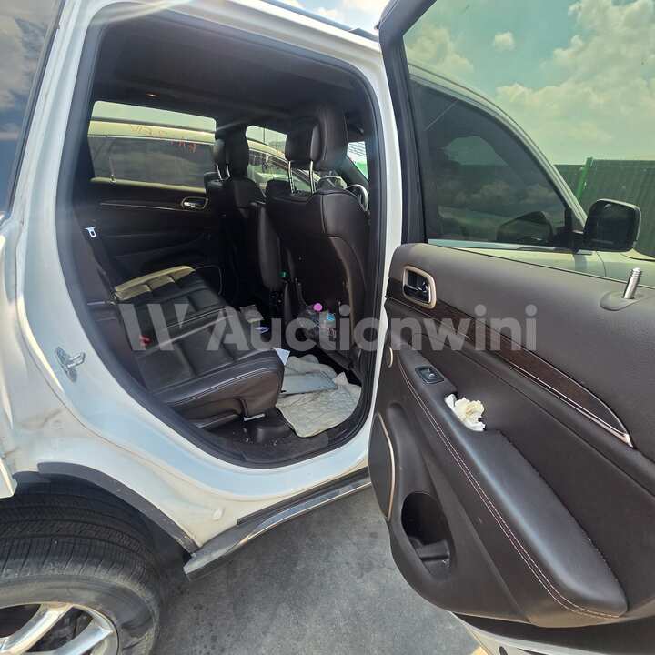 Jeep Cherokee 2015 — 29