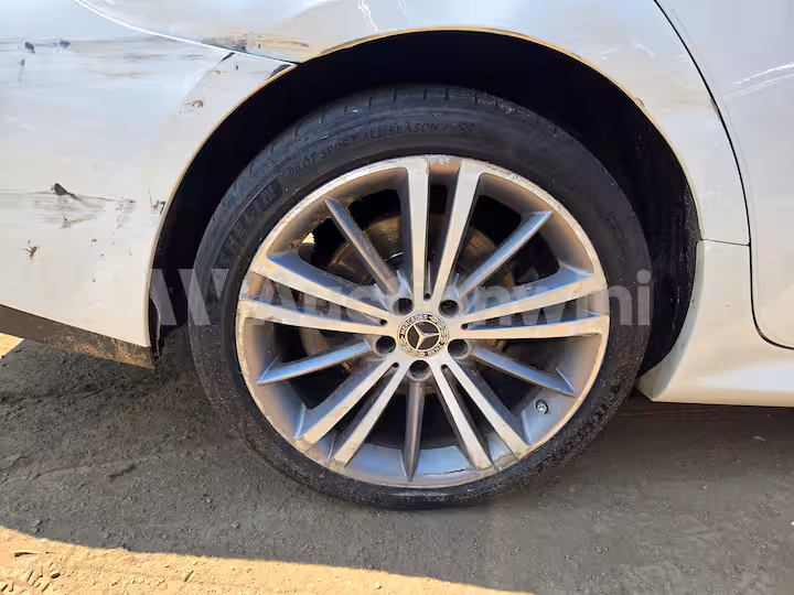 Mercedes Benz CLS Class 2019 — 27