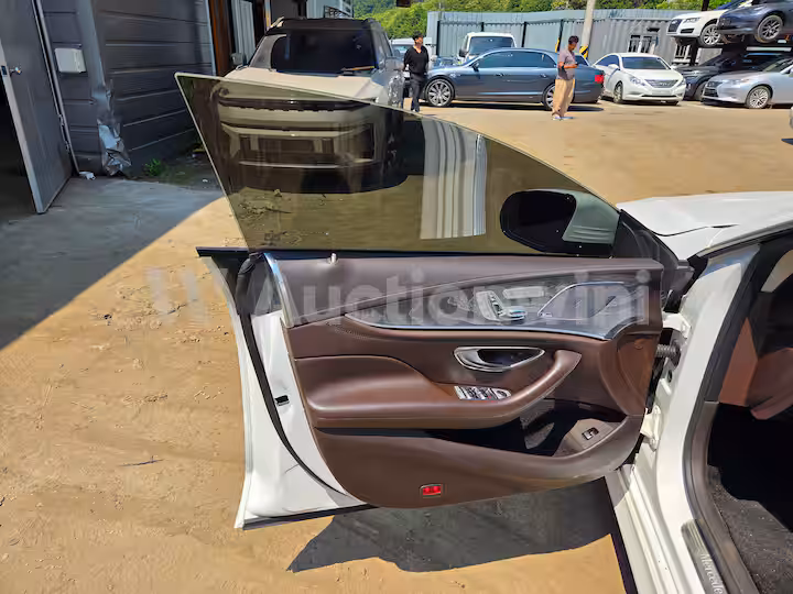 Mercedes Benz CLS Class 2019 — 9
